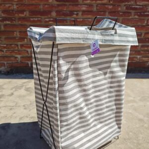 Canasto Para Ropa Rayado gris