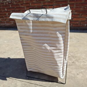 Canasto Para Ropa Rayado Beige